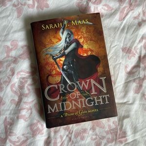 Crown of Midnight by Sarah J. Maas